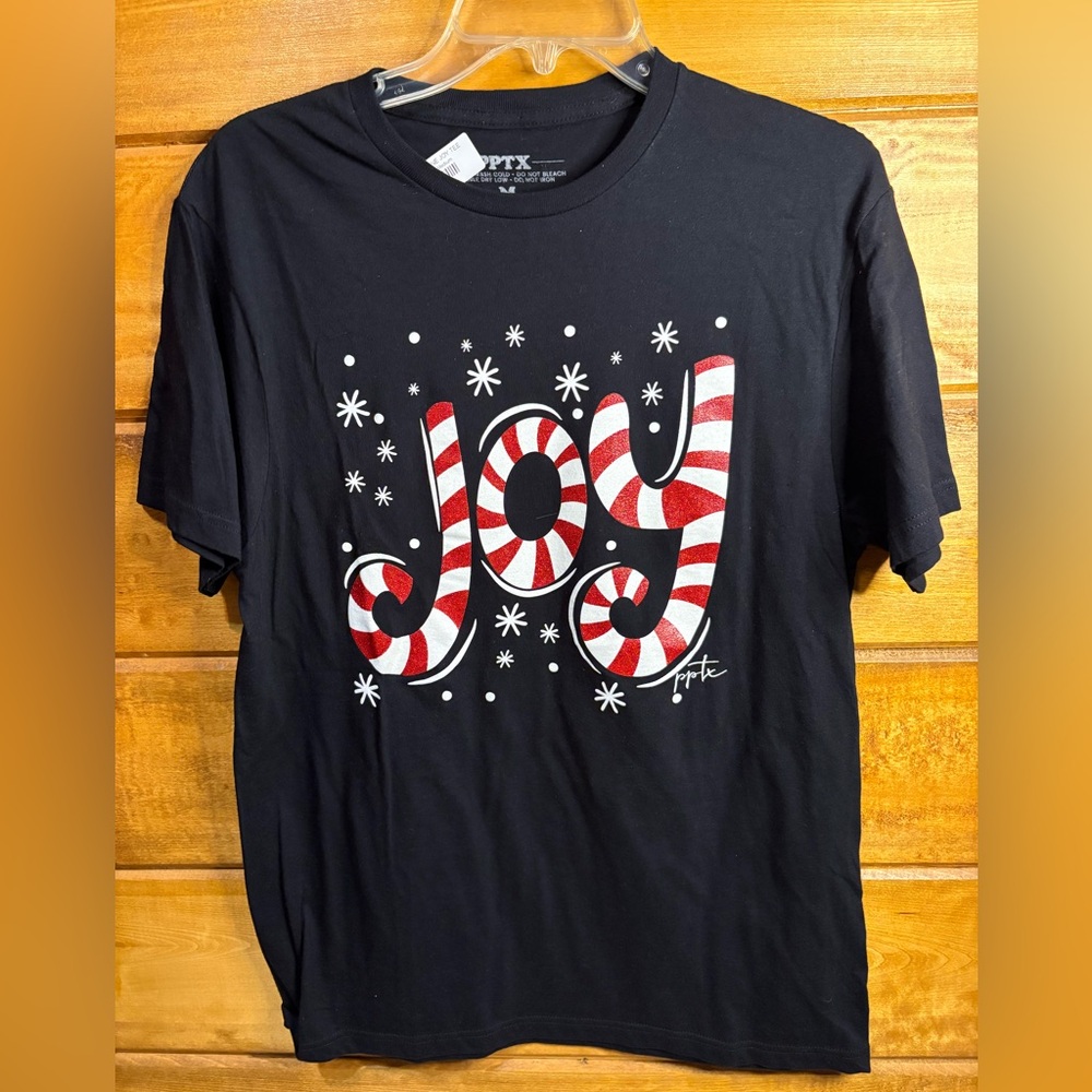 New Black Joy Glittery Christmas Graphic Tee shirt size medium